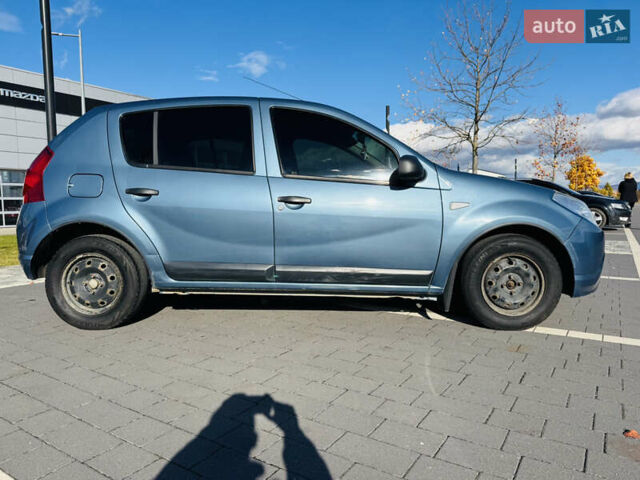 Рено Сандеро 2011 в Мукачеве на Automoto.ua Синий Рено Сандеро, объемом двигателя 1.4 л и пробегом 213 тыс. км за 4400 $, фото 2 на Automoto.ua