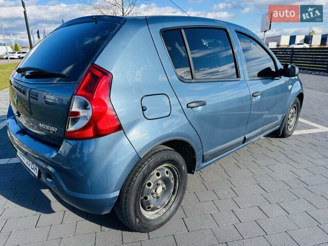 Рено Сандеро 2011 в Мукачеве на Automoto.ua Синий Рено Сандеро, объемом двигателя 1.4 л и пробегом 213 тыс. км за 4400 $, фото 5 на Automoto.ua