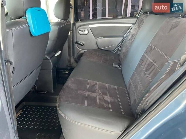 Синій Рено Сандеро, об'ємом двигуна 1.6 л та пробігом 130 тис. км за 6300 $, фото 14 на Automoto.ua
