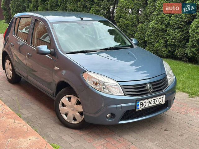 Синий Рено Сандеро, объемом двигателя 1.6 л и пробегом 136 тыс. км за 6500 $, фото 2 на Automoto.ua