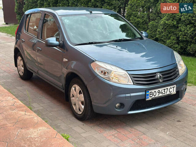 Синий Рено Сандеро, объемом двигателя 1.6 л и пробегом 136 тыс. км за 6500 $, фото 8 на Automoto.ua