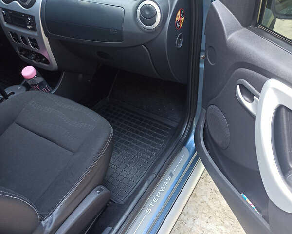 Синій Рено Сандеро, об'ємом двигуна 1.6 л та пробігом 175 тис. км за 7400 $, фото 7 на Automoto.ua