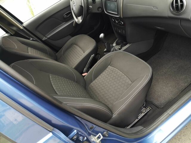 Синий Рено Сандеро, объемом двигателя 1.1 л и пробегом 68 тыс. км за 7000 $, фото 11 на Automoto.ua