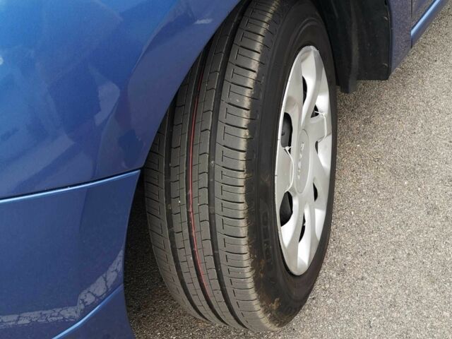 Синий Рено Сандеро, объемом двигателя 1.1 л и пробегом 68 тыс. км за 7000 $, фото 14 на Automoto.ua