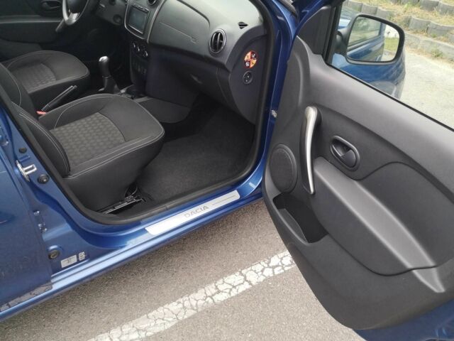 Синий Рено Сандеро, объемом двигателя 1.1 л и пробегом 68 тыс. км за 7000 $, фото 13 на Automoto.ua