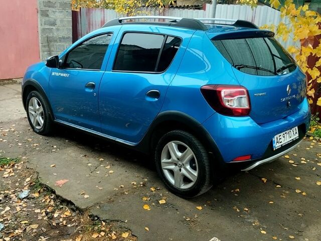 Синий Рено Сандеро, объемом двигателя 1.5 л и пробегом 107 тыс. км за 7900 $, фото 8 на Automoto.ua