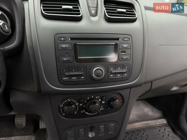 Синій Рено Сандеро, об'ємом двигуна 1.46 л та пробігом 31 тис. км за 8200 $, фото 23 на Automoto.ua