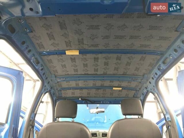 Синий Рено Сандеро, объемом двигателя 1.6 л и пробегом 105 тыс. км за 10500 $, фото 13 на Automoto.ua