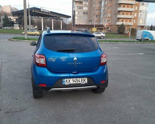 Синий Рено Сандеро, объемом двигателя 1.6 л и пробегом 156 тыс. км за 8500 $, фото 3 на Automoto.ua