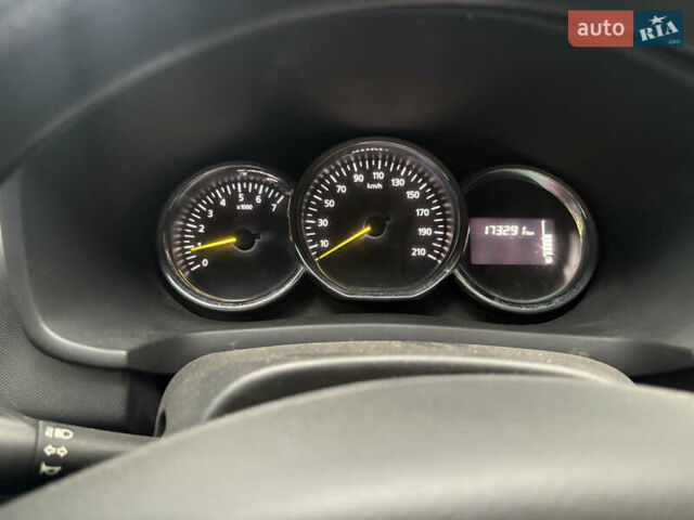 Синий Рено Сандеро, объемом двигателя 1.46 л и пробегом 169 тыс. км за 6900 $, фото 8 на Automoto.ua