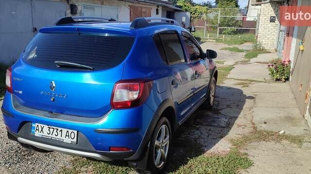 Синий Рено Сандеро, объемом двигателя 1.46 л и пробегом 92 тыс. км за 8300 $, фото 1 на Automoto.ua