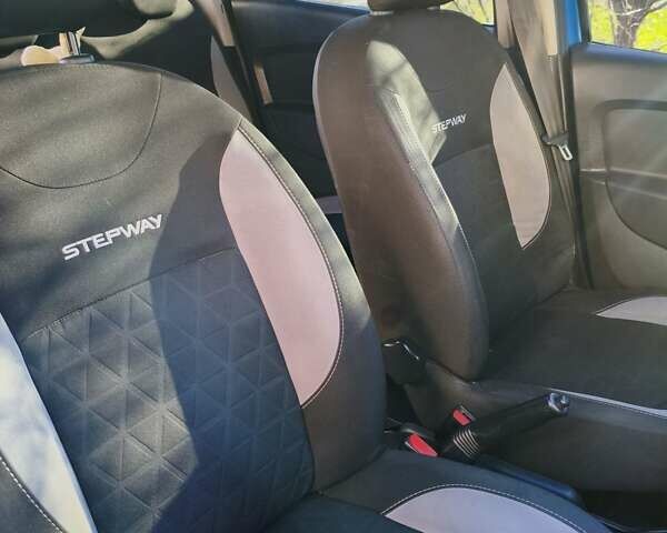 Синий Рено Сандеро, объемом двигателя 1.46 л и пробегом 122 тыс. км за 10200 $, фото 29 на Automoto.ua