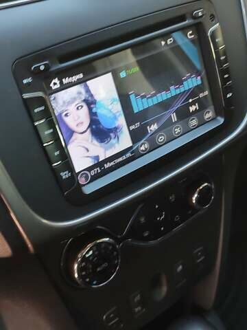 Синий Рено Сандеро, объемом двигателя 1.46 л и пробегом 92 тыс. км за 8300 $, фото 15 на Automoto.ua