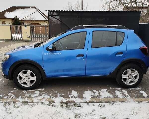 Синій Рено Сандеро, об'ємом двигуна 1.6 л та пробігом 145 тис. км за 7000 $, фото 1 на Automoto.ua