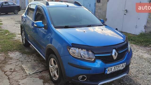 Синий Рено Сандеро, объемом двигателя 1.46 л и пробегом 92 тыс. км за 8300 $, фото 13 на Automoto.ua