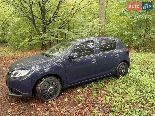 Синий Рено Сандеро, объемом двигателя 1.46 л и пробегом 169 тыс. км за 6900 $, фото 2 на Automoto.ua