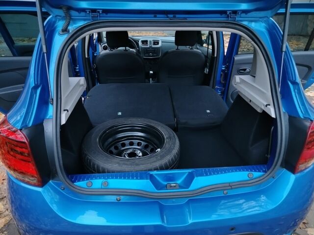 Синий Рено Сандеро, объемом двигателя 0.9 л и пробегом 98 тыс. км за 9000 $, фото 17 на Automoto.ua