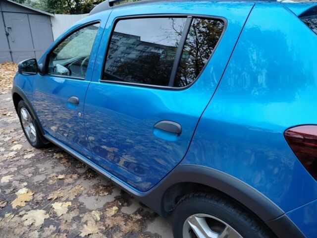 Синий Рено Сандеро, объемом двигателя 0.9 л и пробегом 98 тыс. км за 9000 $, фото 14 на Automoto.ua