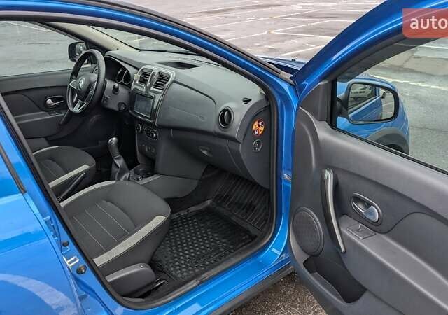 Синий Рено Сандеро, объемом двигателя 1.46 л и пробегом 94 тыс. км за 10800 $, фото 11 на Automoto.ua