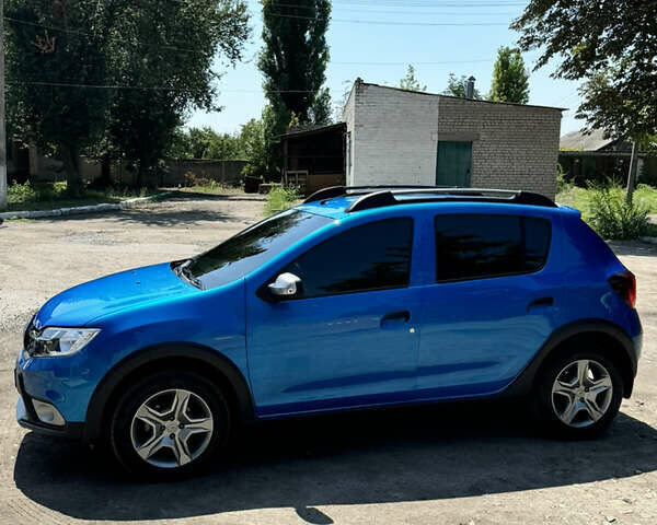 Синий Рено Сандеро, объемом двигателя 0.9 л и пробегом 24 тыс. км за 11500 $, фото 4 на Automoto.ua