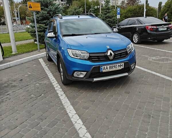Синий Рено Сандеро, объемом двигателя 1.46 л и пробегом 62 тыс. км за 12500 $, фото 2 на Automoto.ua