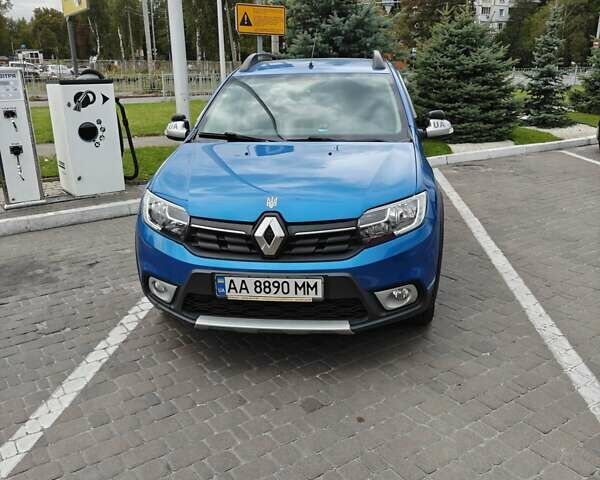 Синий Рено Сандеро, объемом двигателя 1.46 л и пробегом 62 тыс. км за 12500 $, фото 1 на Automoto.ua
