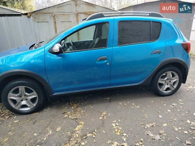 Синий Рено Сандеро, объемом двигателя 0.9 л и пробегом 100 тыс. км за 8700 $, фото 10 на Automoto.ua