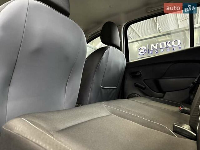 Синий Рено Сандеро, объемом двигателя 1.5 л и пробегом 103 тыс. км за 8200 $, фото 32 на Automoto.ua