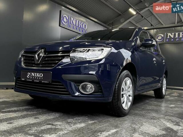 Синий Рено Сандеро, объемом двигателя 1.5 л и пробегом 33 тыс. км за 9700 $, фото 3 на Automoto.ua