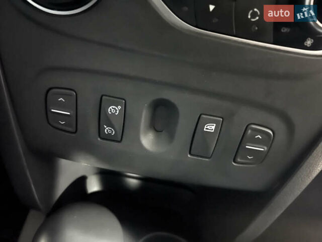 Синій Рено Сандеро, об'ємом двигуна 1.46 л та пробігом 56 тис. км за 11999 $, фото 7 на Automoto.ua