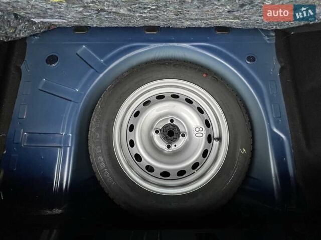 Рено Сандеро 2019 в Киеве на Automoto.ua Синий Рено Сандеро, объемом двигателя 1.46 л и пробегом 93 тыс. км за 9298 $, фото 17 на Automoto.ua