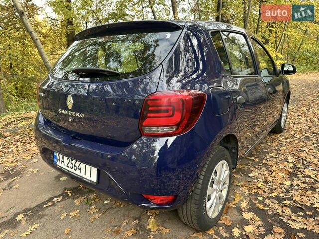 Рено Сандеро 2019 в Киеве на Automoto.ua Синий Рено Сандеро, объемом двигателя 1.46 л и пробегом 133 тыс. км за 8300 $, фото 3 на Automoto.ua