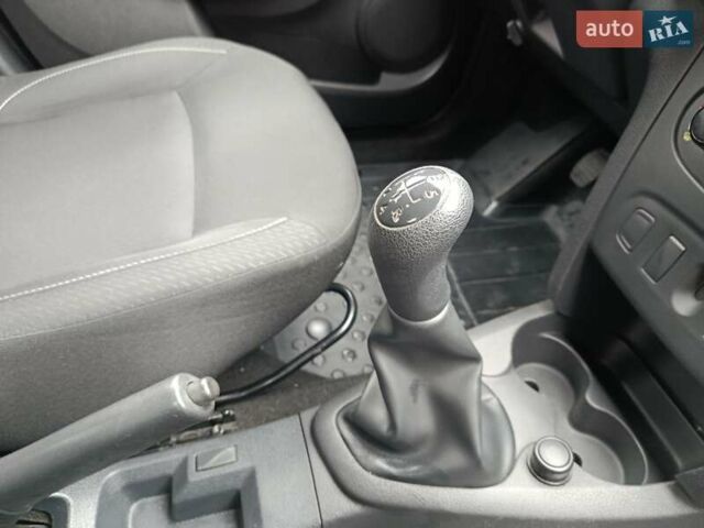 Рено Сандеро 2019 в Виннице на Automoto.ua Синий Рено Сандеро, объемом двигателя 1.46 л и пробегом 113 тыс. км за 8900 $, фото 42 на Automoto.ua