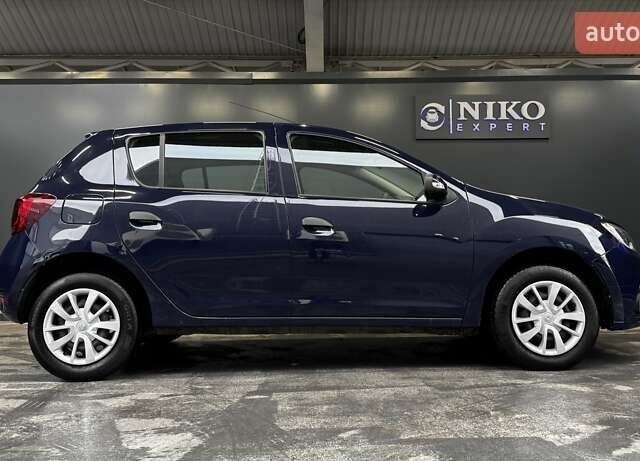 Синий Рено Сандеро, объемом двигателя 1.5 л и пробегом 33 тыс. км за 9700 $, фото 18 на Automoto.ua