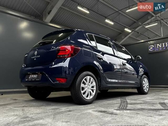 Синий Рено Сандеро, объемом двигателя 1.5 л и пробегом 103 тыс. км за 8200 $, фото 16 на Automoto.ua