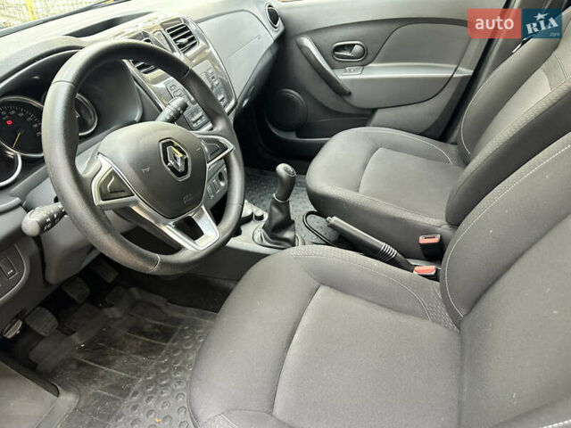 Рено Сандеро 2019 в Киеве на Automoto.ua Синий Рено Сандеро, объемом двигателя 1.46 л и пробегом 96 тыс. км за 8300 $, фото 10 на Automoto.ua