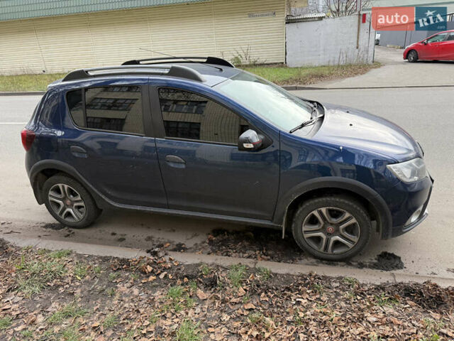 Синий Рено Сандеро, объемом двигателя 0.9 л и пробегом 75 тыс. км за 9900 $, фото 1 на Automoto.ua