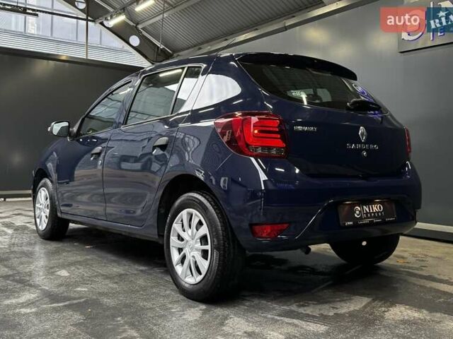 Синий Рено Сандеро, объемом двигателя 1.5 л и пробегом 33 тыс. км за 9700 $, фото 9 на Automoto.ua
