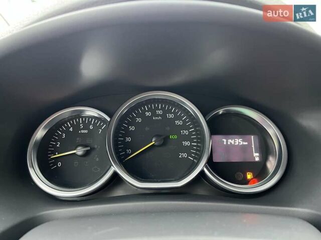 Рено Сандеро 2019 в Киеве на Automoto.ua Синий Рено Сандеро, объемом двигателя 1.46 л и пробегом 71 тыс. км за 9008 $, фото 18 на Automoto.ua