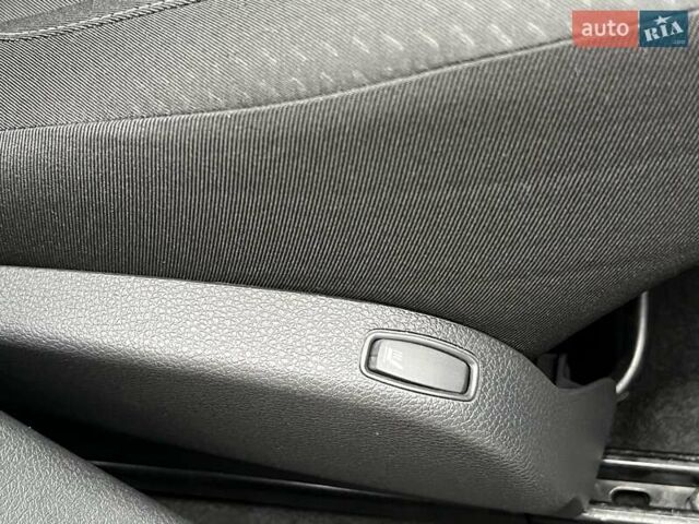 Рено Сандеро 2019 в Киеве на Automoto.ua Синий Рено Сандеро, объемом двигателя 1.46 л и пробегом 93 тыс. км за 9298 $, фото 21 на Automoto.ua