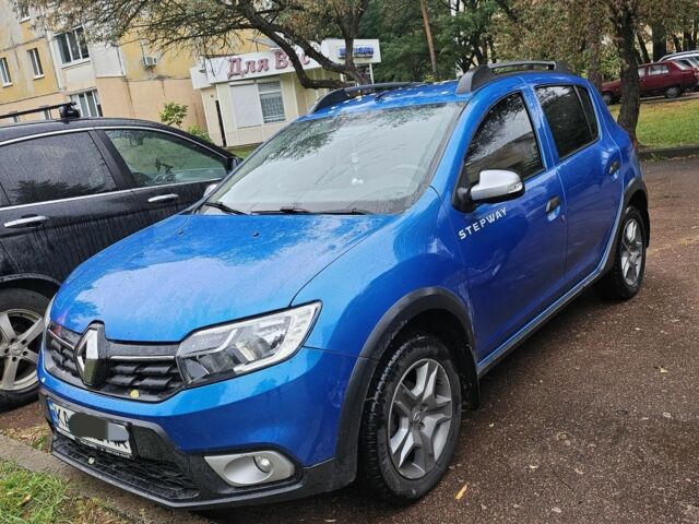 Синий Рено Сандеро, объемом двигателя 1 л и пробегом 75 тыс. км за 250 $, фото 1 на Automoto.ua