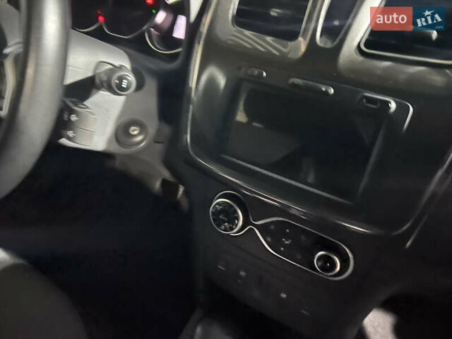 Синій Рено Сандеро, об'ємом двигуна 1.46 л та пробігом 56 тис. км за 11999 $, фото 11 на Automoto.ua