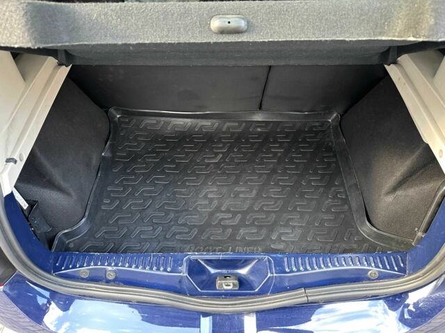 Синій Рено Сандеро, об'ємом двигуна 1 л та пробігом 71 тис. км за 7425 $, фото 22 на Automoto.ua