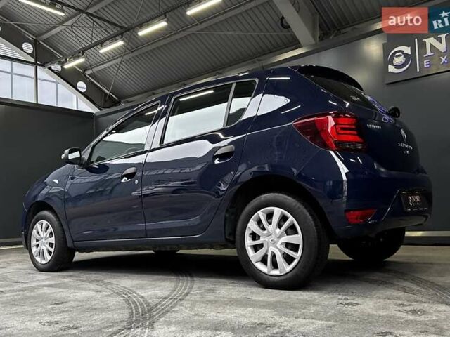 Синий Рено Сандеро, объемом двигателя 1.5 л и пробегом 103 тыс. км за 8200 $, фото 9 на Automoto.ua