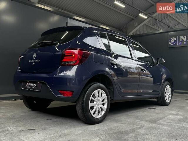 Синий Рено Сандеро, объемом двигателя 1.5 л и пробегом 135 тыс. км за 8500 $, фото 18 на Automoto.ua