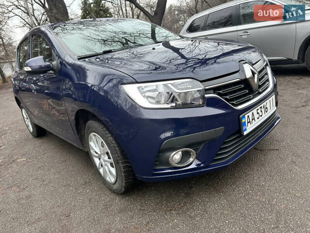 Синий Рено Сандеро, объемом двигателя 1.46 л и пробегом 105 тыс. км за 8300 $, фото 2 на Automoto.ua
