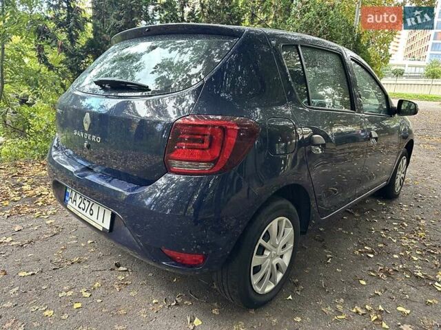 Синий Рено Сандеро, объемом двигателя 1.46 л и пробегом 35 тыс. км за 9200 $, фото 4 на Automoto.ua