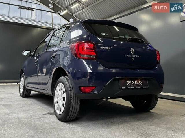 Синий Рено Сандеро, объемом двигателя 1.5 л и пробегом 135 тыс. км за 8500 $, фото 12 на Automoto.ua