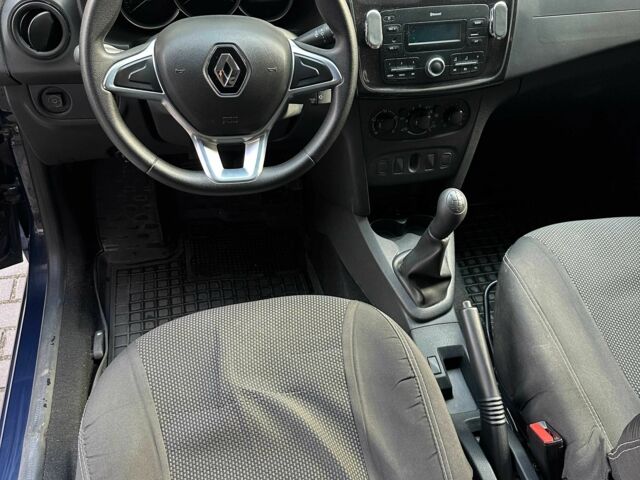Синій Рено Сандеро, об'ємом двигуна 1 л та пробігом 71 тис. км за 7425 $, фото 5 на Automoto.ua