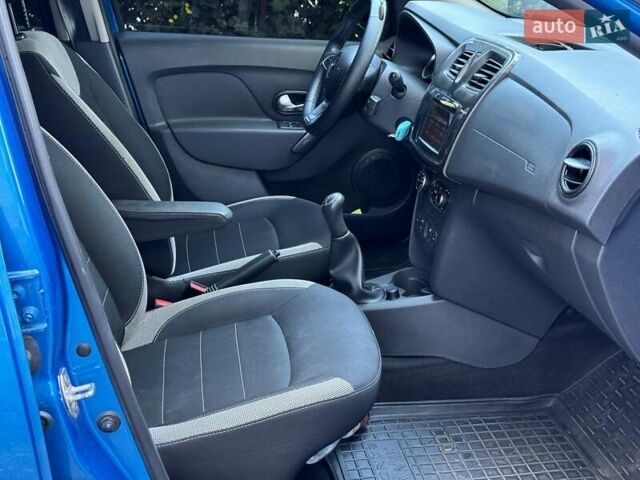 Рено Сандеро 2020 в Виннице на Automoto.ua Синий Рено Сандеро, объемом двигателя 1.5 л и пробегом 56 тыс. км за 13190 $, фото 24 на Automoto.ua